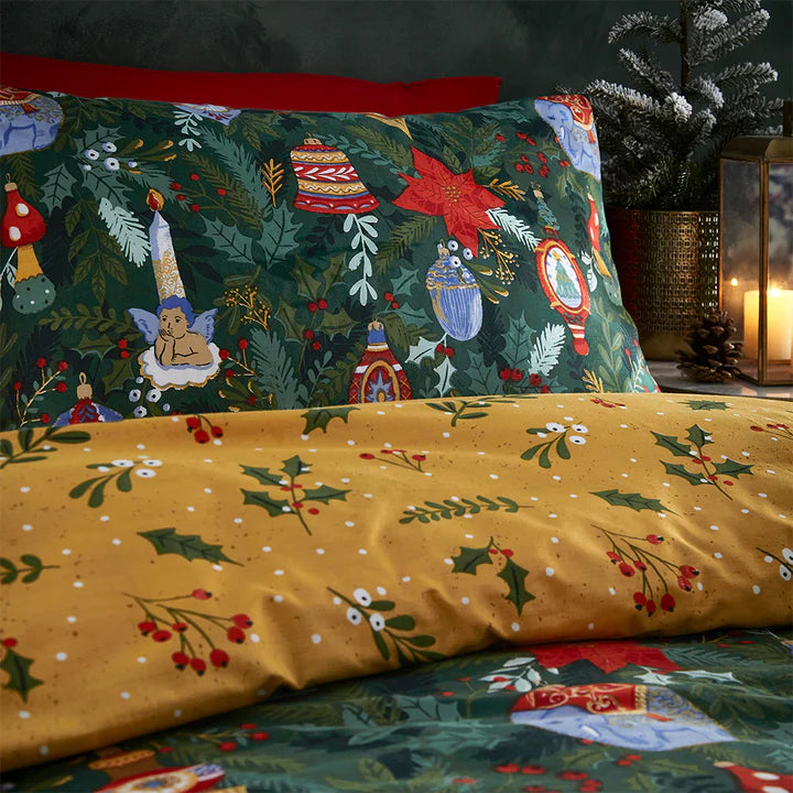 Deck The Halls Reversible Green Duvet Cover Set