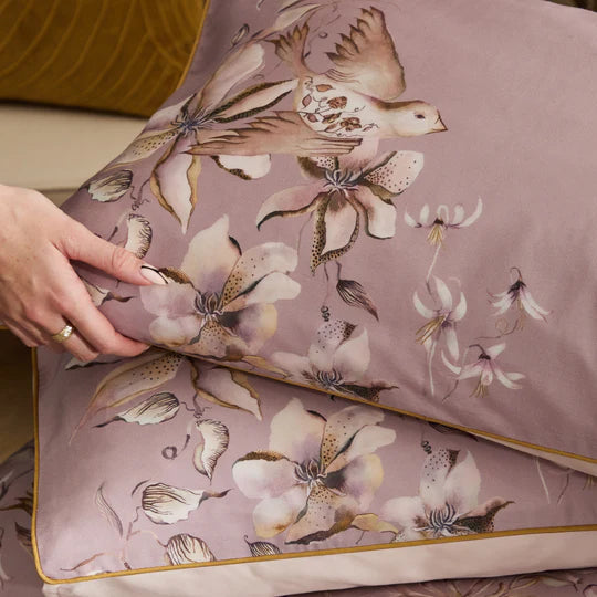 Floella Printed Duvet Cover Set in Purple