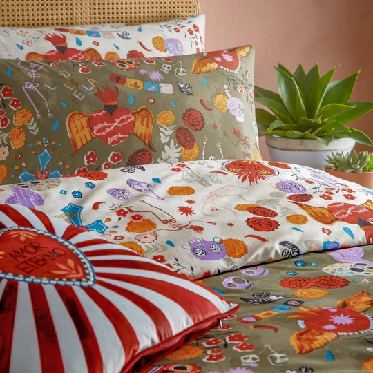 La Vida Festive Reversible Duvet Set