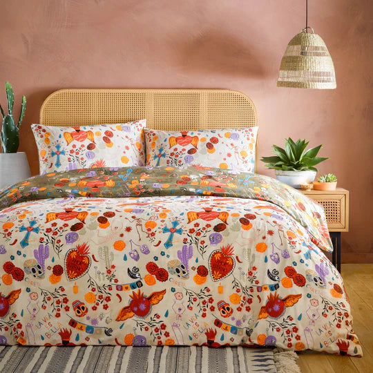 La Vida Festive Reversible Duvet Set