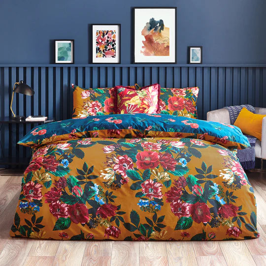 Nadya Floral Reversible Duvet Set