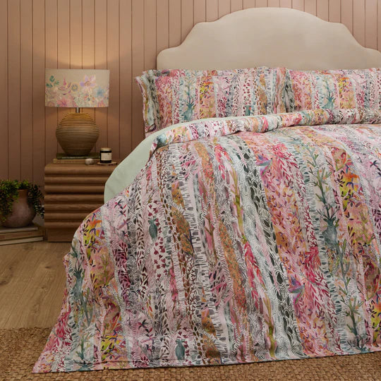 Whimsical Tale Printed Duvet Cover Set in Blush