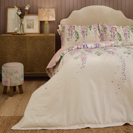 Mariposa Printed Duvet Cover Set in Purple