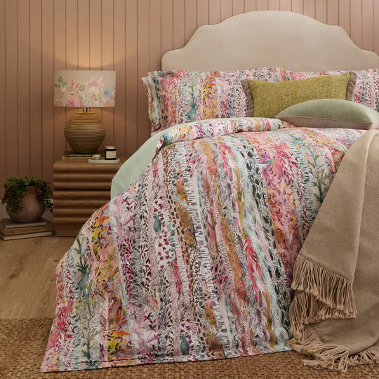 Whimsical Tale Printed Duvet Cover Set in Blush